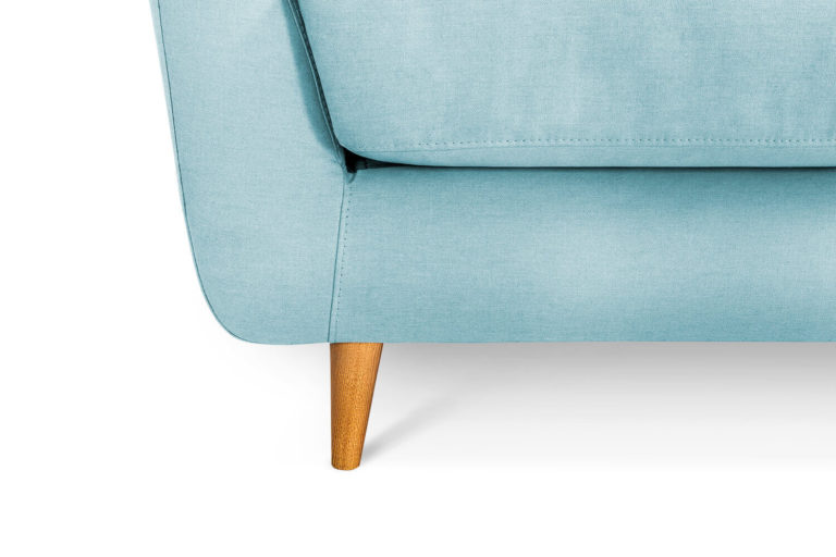 In picture: Blaze 3 LC detail. Fabric: Delta 5142. Leg: 50, oak.