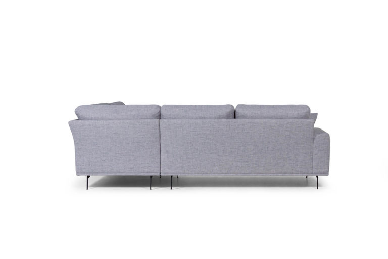In picture: Brooklyn Open End. Fabric: Eleni 610. Leg: 122, matteblack.