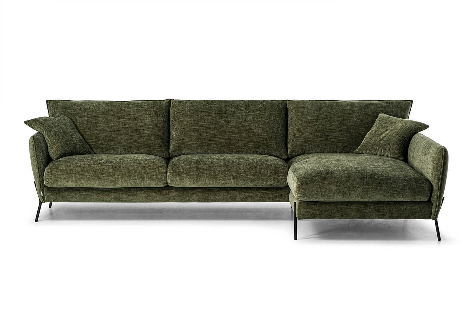 In picture: Nube 3 DIV Right. Fabric: Diego 6012. Leg: Nube leg, matte black.