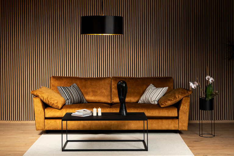 In picture: Superb 4. Fabric: Adore 132.