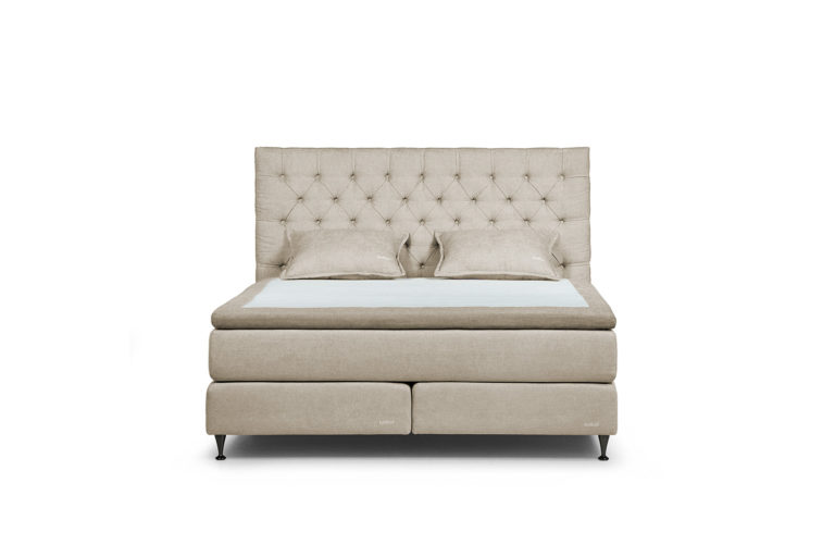 In picture: Continental Dream 180x200cm. Headboard: Windsor. Fabric: Next 105. Leg: 124.